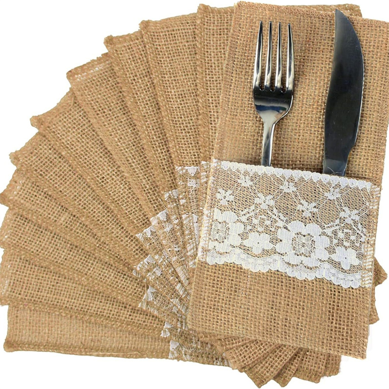 Wedding Supply Rentals - 黄麻布レースカトラリーポーチヘシアン素朴なジュート食器ナイフフォークホルダーバッグパーティー用品結婚式の記念品テーブルアクセサリー