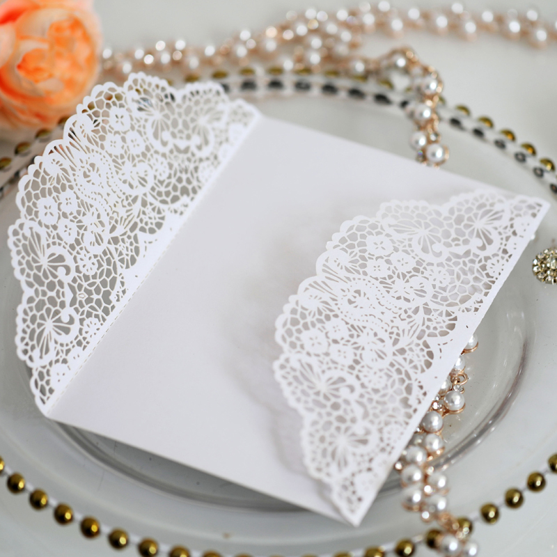 50枚/ロット ホワイトレーザーカット ウェディング招待状  - Wedding Supply Business のレビューと価格
